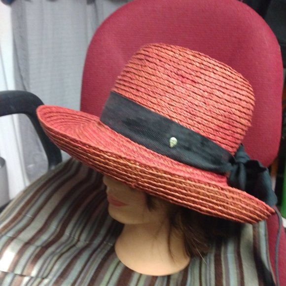 Helen Kaminski | Accessories | Helen Kaminski Light Red  display picture 3